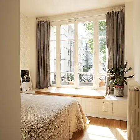 Very Parisian Apartamento *
